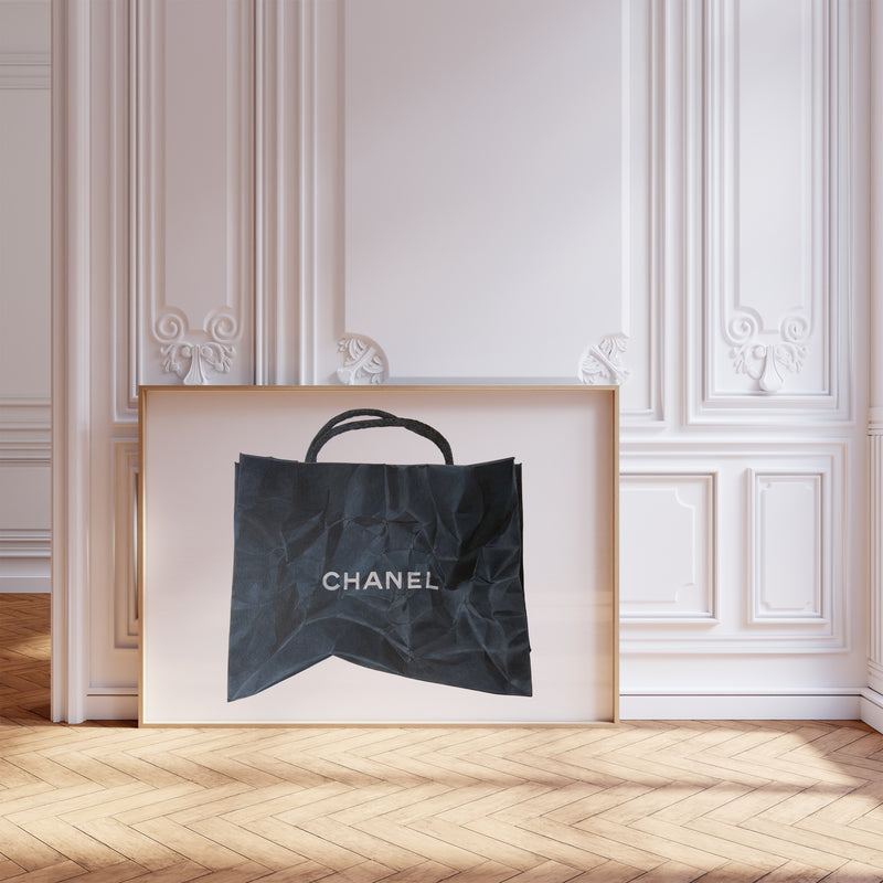 Cecilia_Mendoza_CM_Visual_Artist_Drawing_a_Chanel_paper_bag_with_carat_d_ache